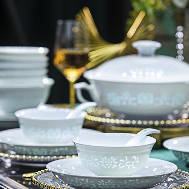 Jingdezhen high temperature ceramic tableware shadow green glaze exquisite porcelain underglaze color bowl and plate set household wedding housewarming gift